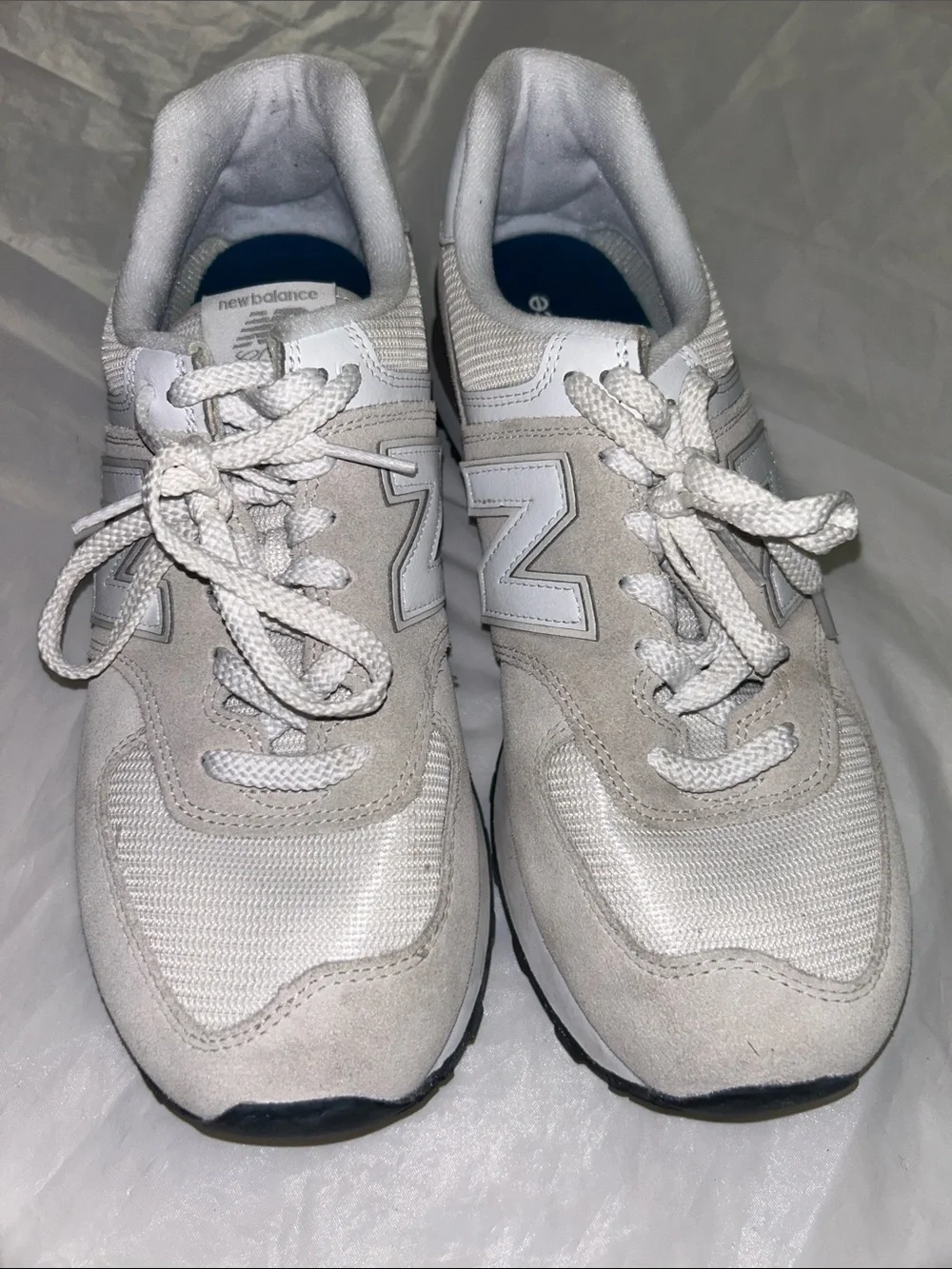 LIKE NEW Men's New Balance Classic 574 Suede Mesh Retro Sneakers